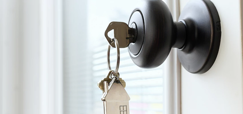 Bifold Door Knob Replacement in Citrus Heights, California